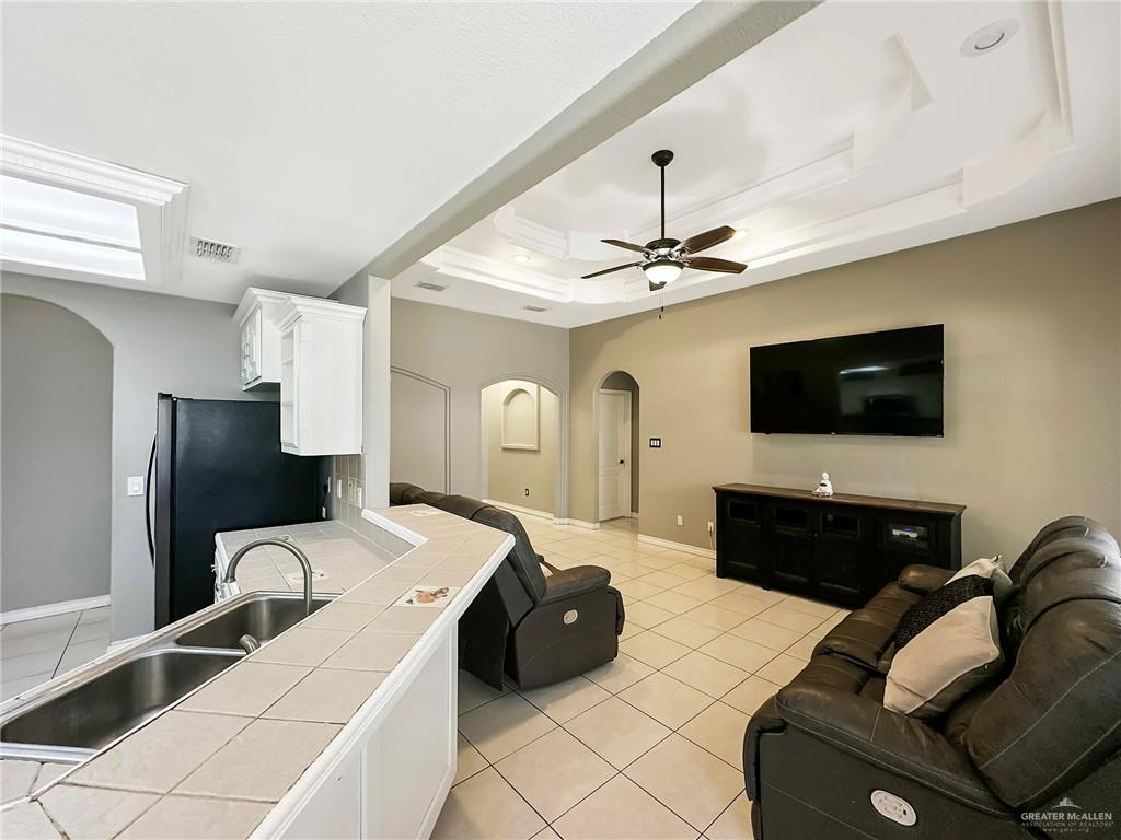700 Via Cantera Drive, San Juan, Texas image 3