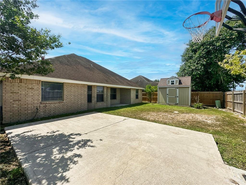700 Via Cantera Drive, San Juan, Texas image 13