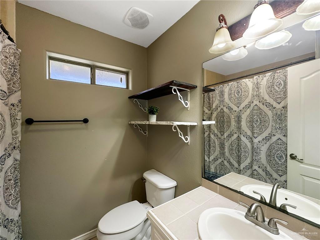 700 Via Cantera Drive, San Juan, Texas image 10
