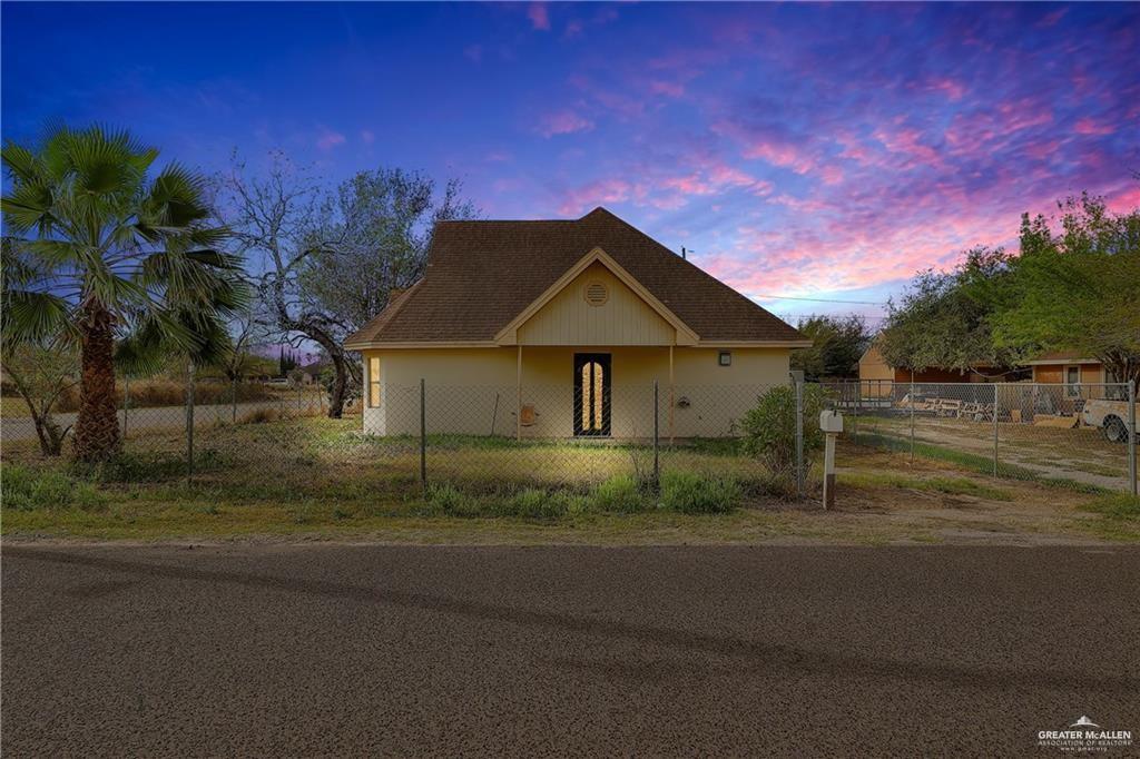 1811 W Carr Street, Rio Grande City, Texas image 1