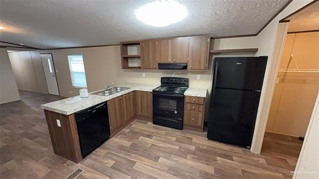 551 Nirvana Street, Weslaco, Texas image 2