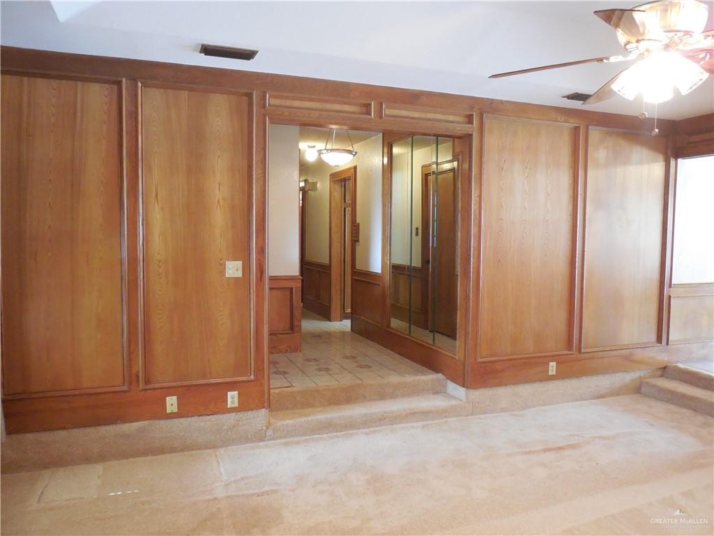 McAllen, Texas 78504, United States, 3 Bedrooms Bedrooms, ,3 BathroomsBathrooms,Residential,Pending,60402