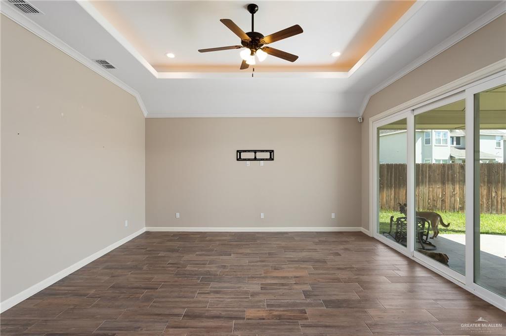 4400 Caddo Lane