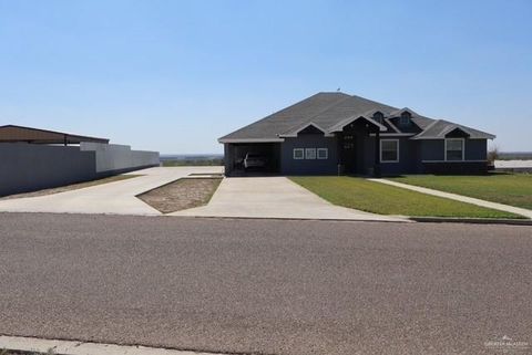 Photo of 1034 Sunrise Lane, Rio Grande City, TX 78582 (MLS # 497018)