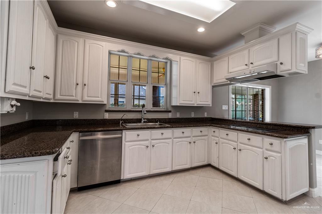 2900 Santa Alejandra Street, Mission, Texas image 15