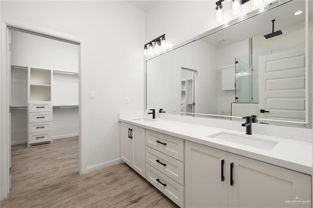 2909 E Palo Blanco Avenue, Hidalgo, Texas image 10