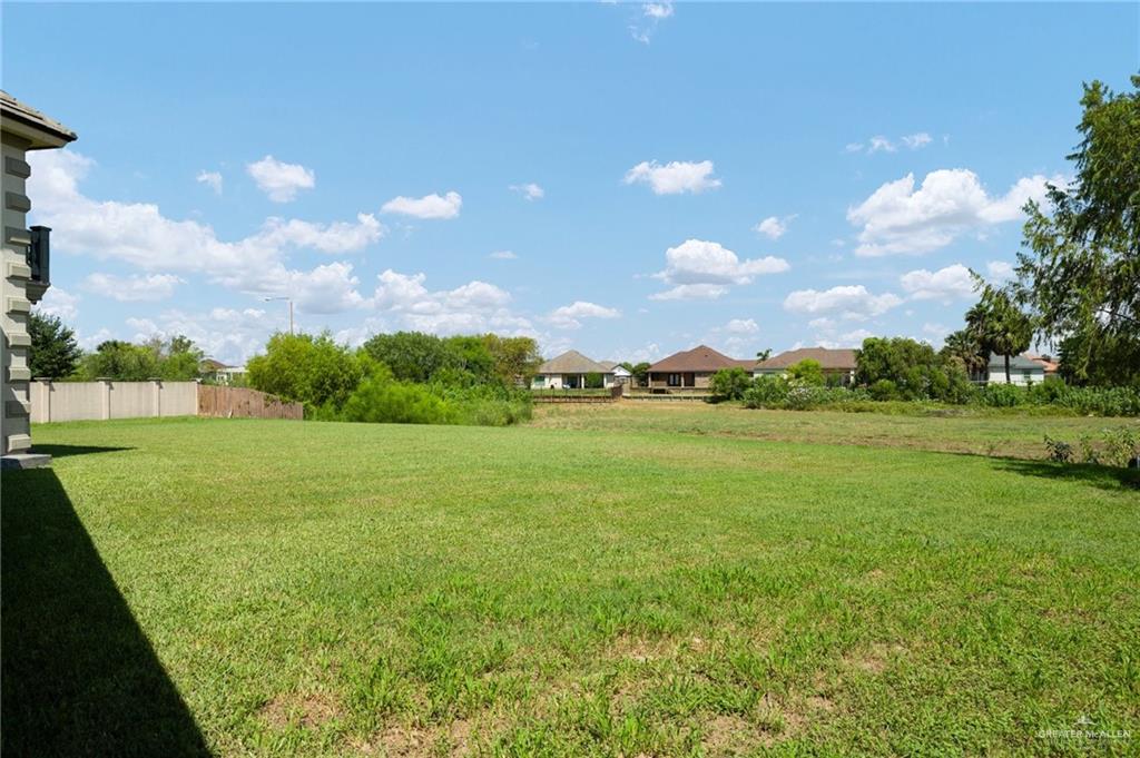 7405 Lago Escondido Street, Brownsville, Texas image 32