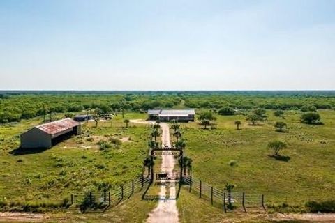 #694 US Highway 281 Highway Falfurrias TX 78355