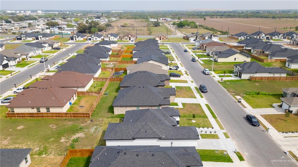 5933 N Gira Del Sol Street, Edinburg, Texas image 17