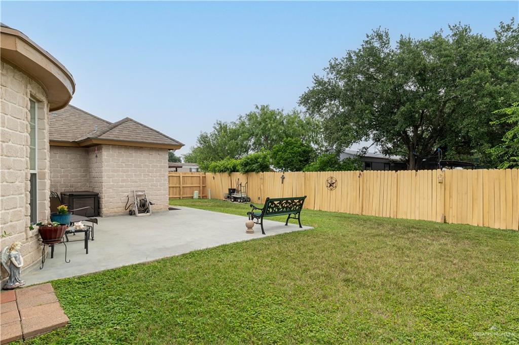 1014 Emerald Drive, Weslaco, Texas image 17