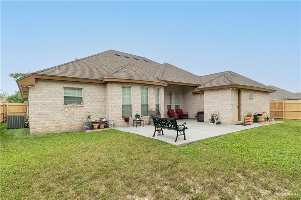 1014 Emerald Drive, Weslaco, Texas image 16