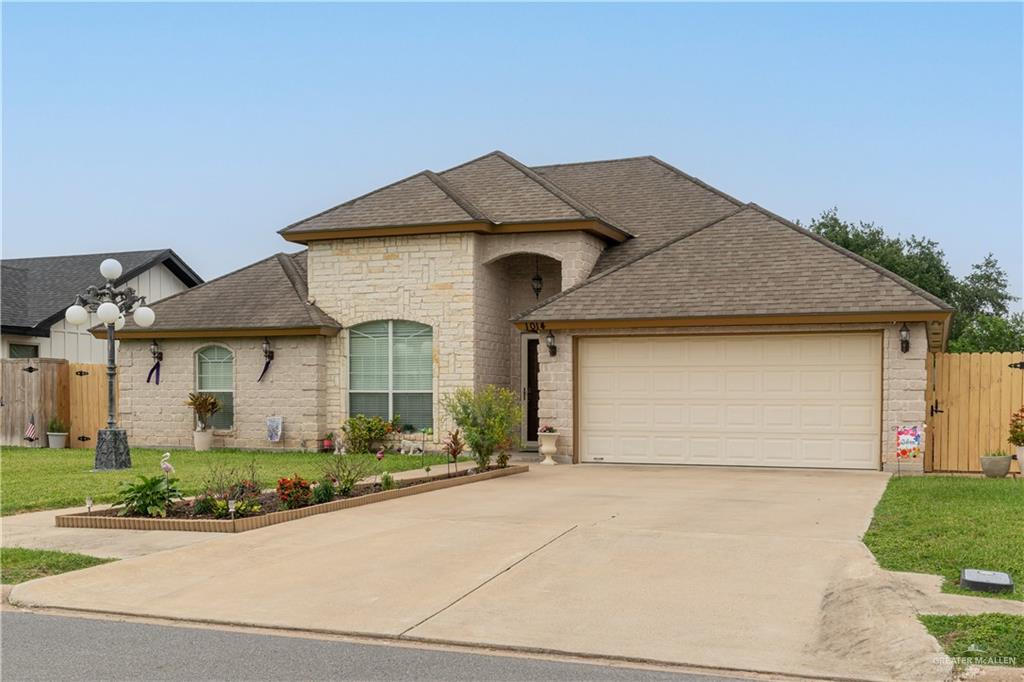 1014 Emerald Drive, Weslaco, Texas image 2