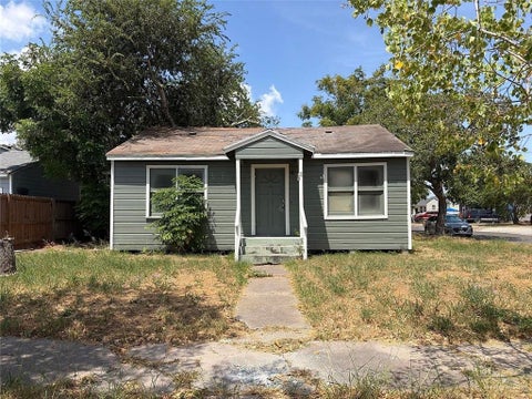 Homes For Sale - 4717 Larcade Drive<br/> Nueces County, Corpus Christi, TX 78415