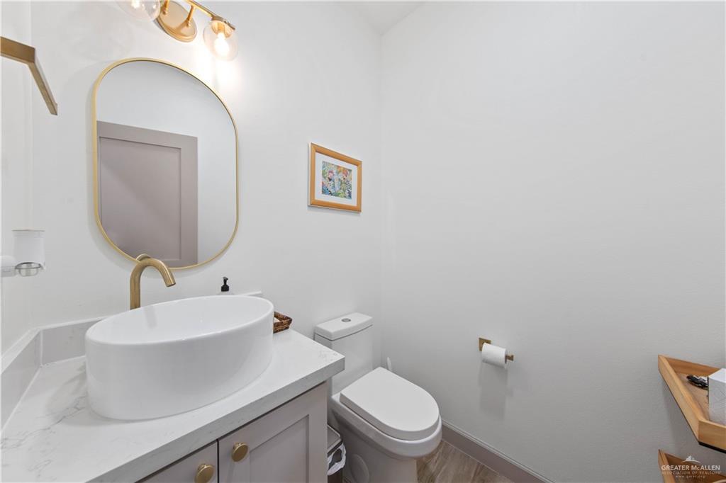 7024 Lago Vista Boulevard, Brownsville, Texas image 31