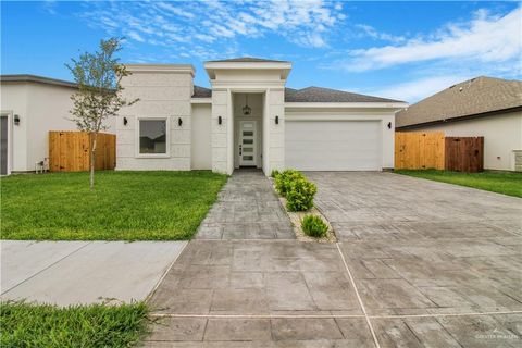 Photo of 2404 N Revolution Street, Edinburg, TX 78541 (MLS # 488473)