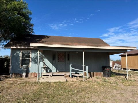 Photo of 214 W Mesquite Street, Sullivan City, TX 78595 (MLS # 491068)