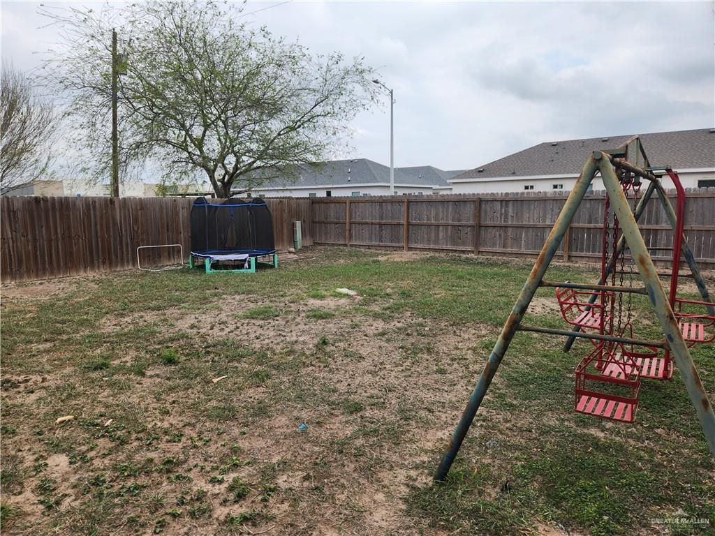 3238 Los Arcos Circle, Weslaco, Texas image 4