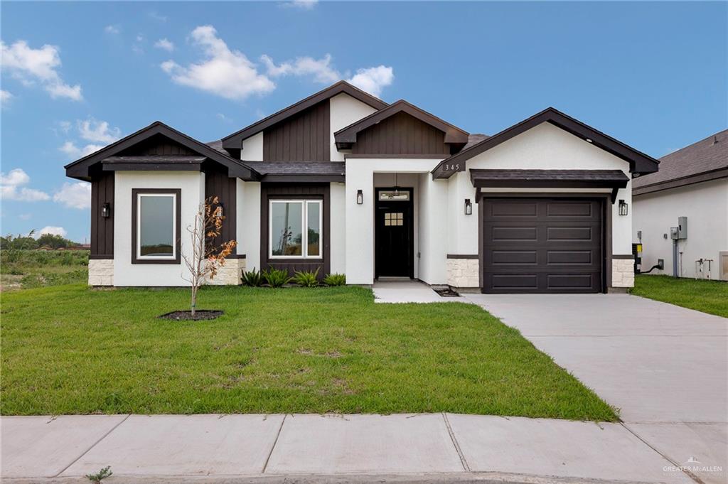 345 Leon Avenue, Elsa, Texas image 1