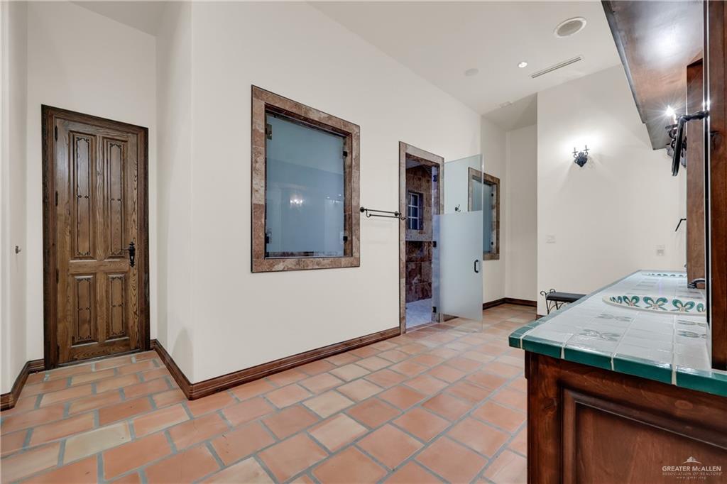 2304 Antigua Drive, Mission, Texas image 17