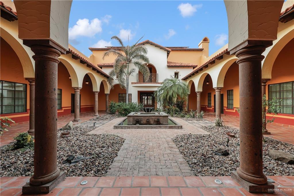 2304 Antigua Drive, Mission, Texas image 3