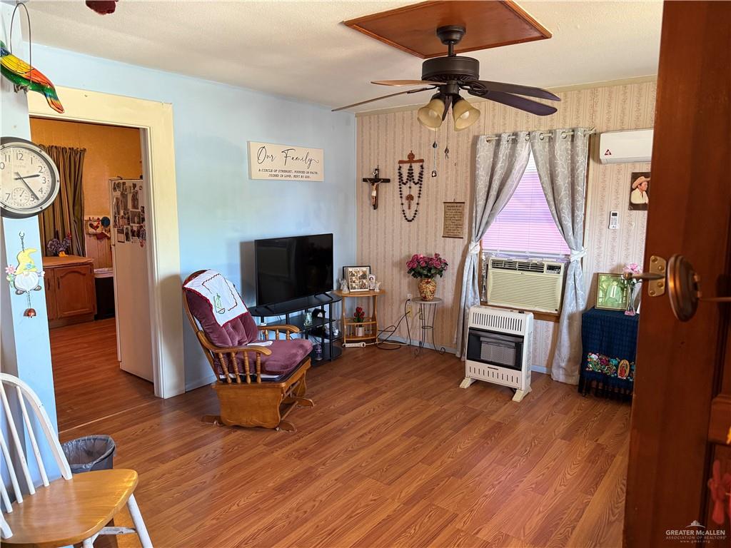 219 San Pedro Street, Edinburg, Texas image 7