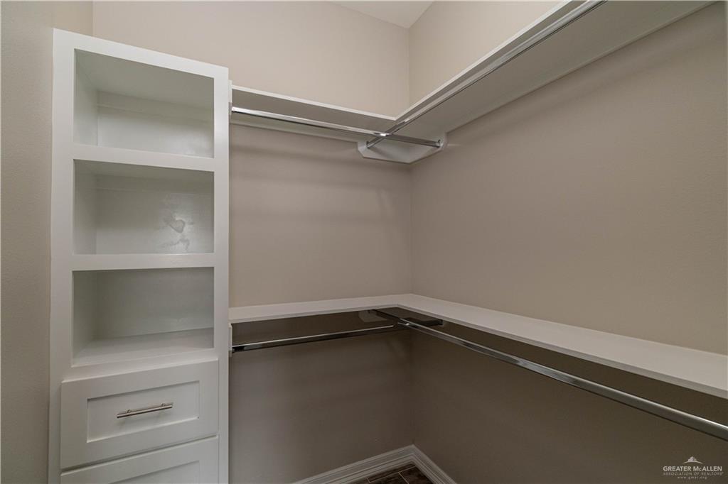 2326 Via Roma Road, Weslaco, Texas image 13