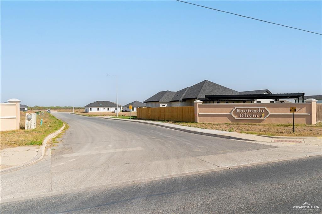 1002 Olivia Drive, Mercedes, Texas image 5