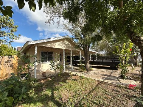 Photo of 2708 Florencia Avenue, Brownsville, TX 78526 (MLS # 491170)