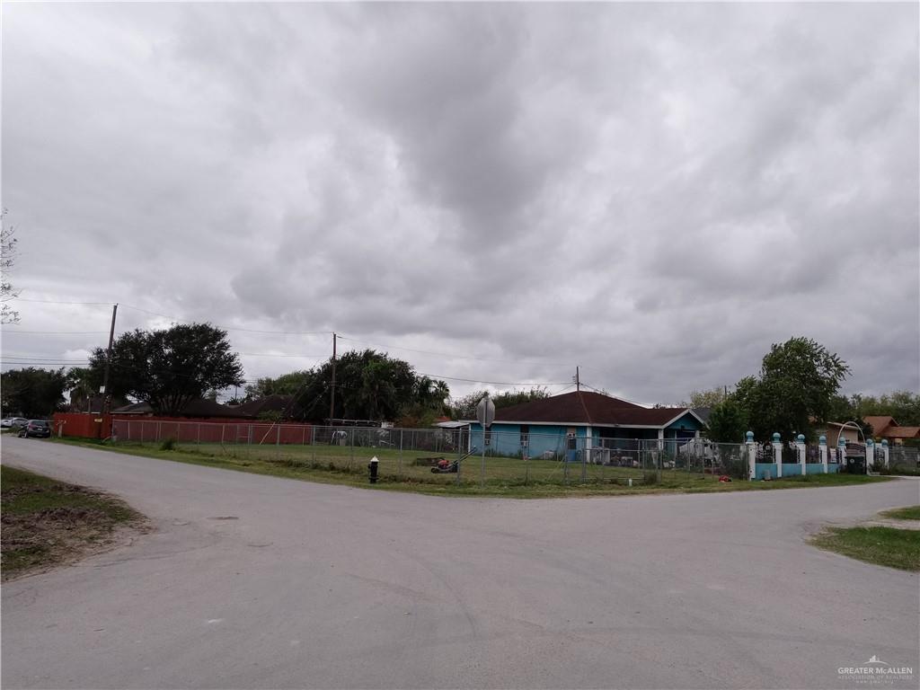 503 J. R. Becerra Avenue, Progreso, Texas image 1