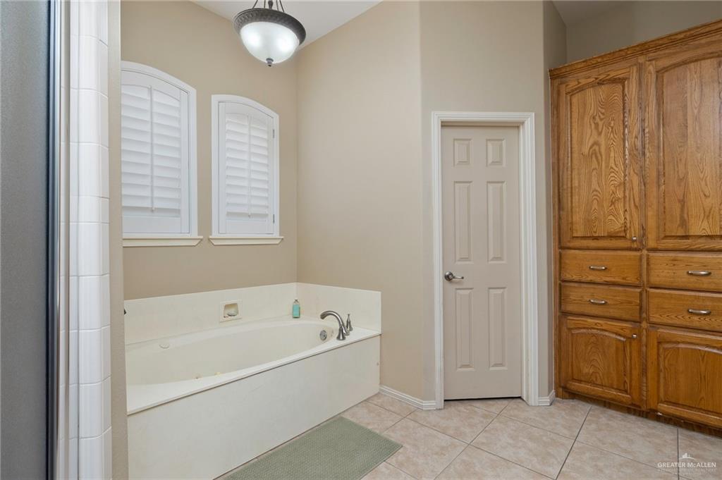 5109 Quince Avenue, McAllen, Texas image 13