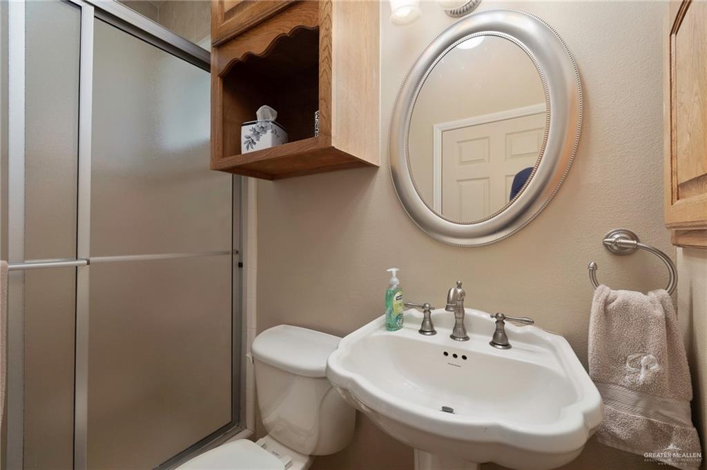 5109 Quince Avenue, McAllen, Texas image 16