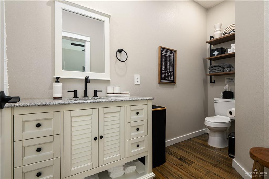 1053 Johnson Road, Santa Fe, Texas image 21