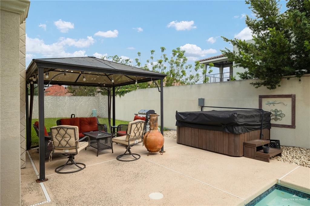 2201 W Rhin Drive, Edinburg, Texas image 20