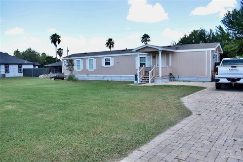 Mobile Home For Sale - 6209 Poinsettia Street<br/> Edinburg, TX 78542