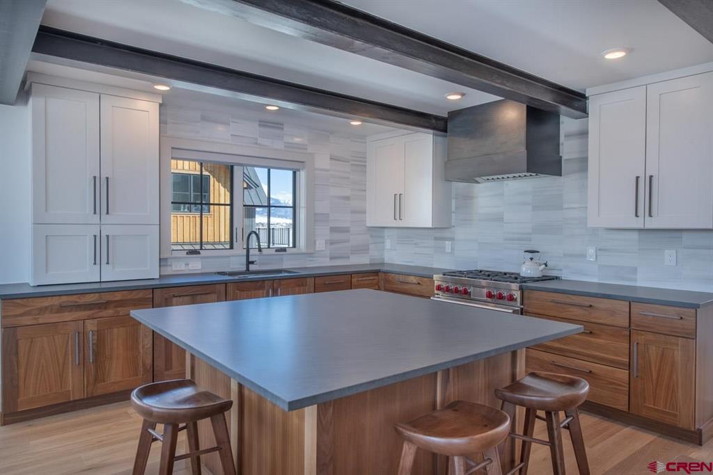 918 Belleview Avenue