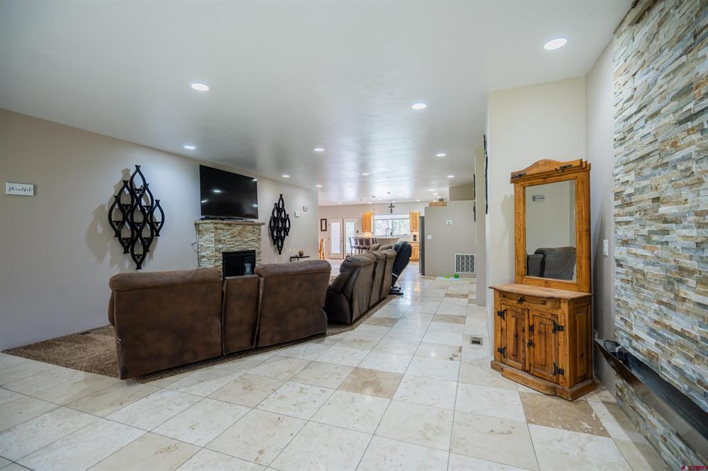 14071 Road 37