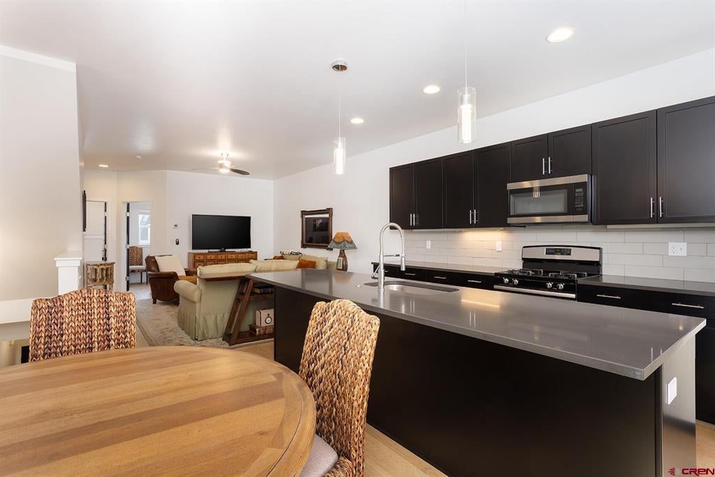 220 Metz Lane 804
