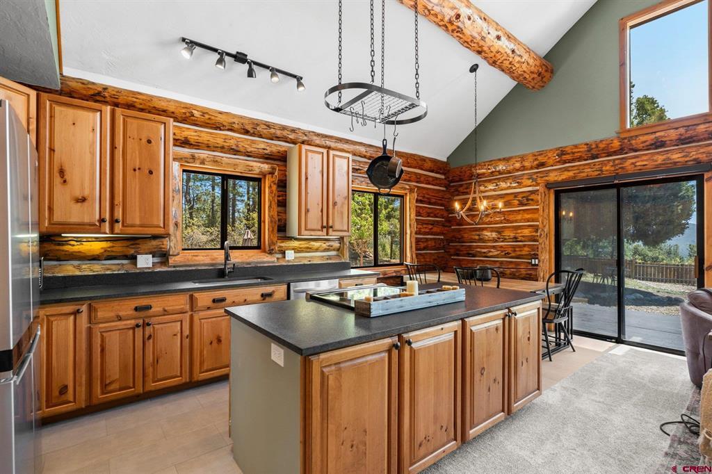 Durango, Colorado 81303, United States, 4 Bedrooms Bedrooms, ,3 BathroomsBathrooms,Residential,Contingent,138232