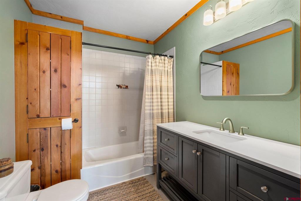 Durango, Colorado 81303, United States, 4 Bedrooms Bedrooms, ,3 BathroomsBathrooms,Residential,Contingent,138232