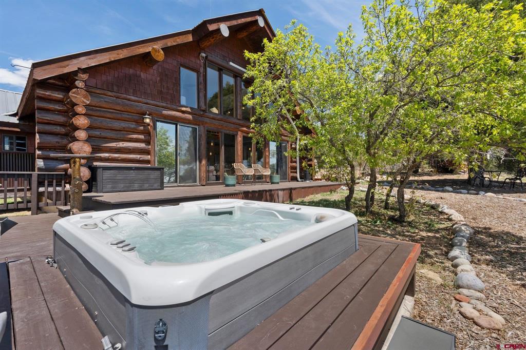 Durango, Colorado 81303, United States, 4 Bedrooms Bedrooms, ,3 BathroomsBathrooms,Residential,Contingent,138232