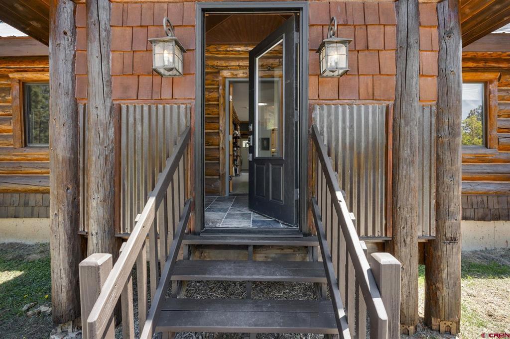 Durango, Colorado 81303, United States, 4 Bedrooms Bedrooms, ,3 BathroomsBathrooms,Residential,Contingent,138232