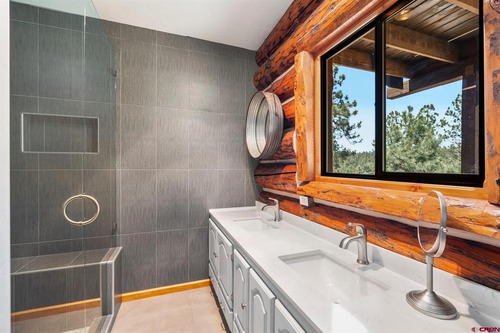 Durango, Colorado 81303, United States, 4 Bedrooms Bedrooms, ,3 BathroomsBathrooms,Residential,Contingent,138232