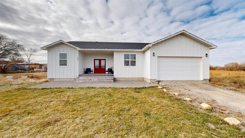 Photo of 6851 Church Rd, Olathe, CO 81425 (MLS # 830692)
