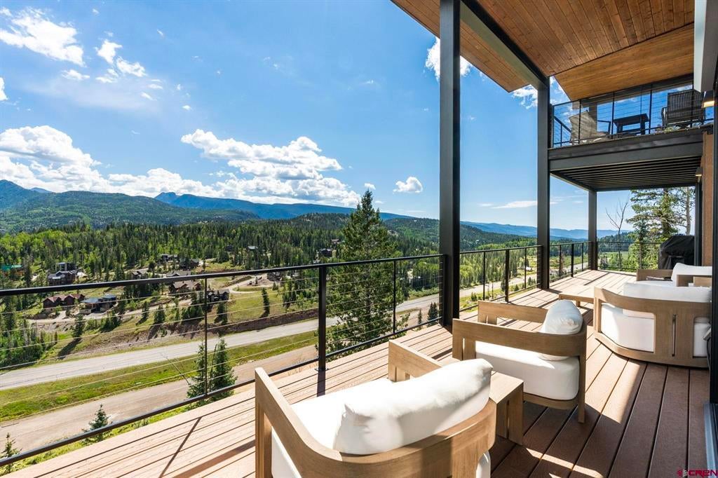 105 Double Diamond Drive
