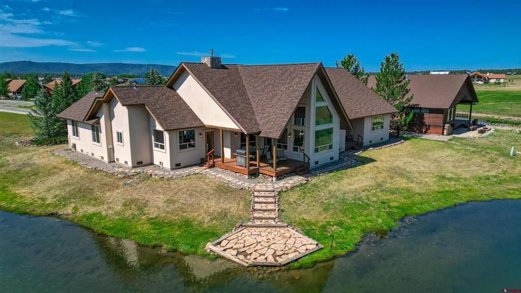 207 Blue Heron Circle