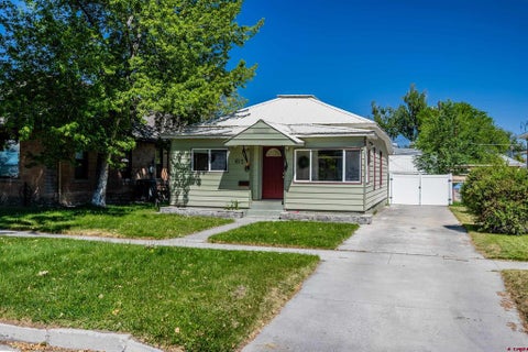Photo of 615 S 3rd Street, Montrose, CO 81401 (MLS # 835577)