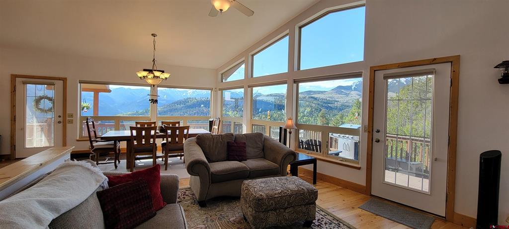 301 Valley View Road