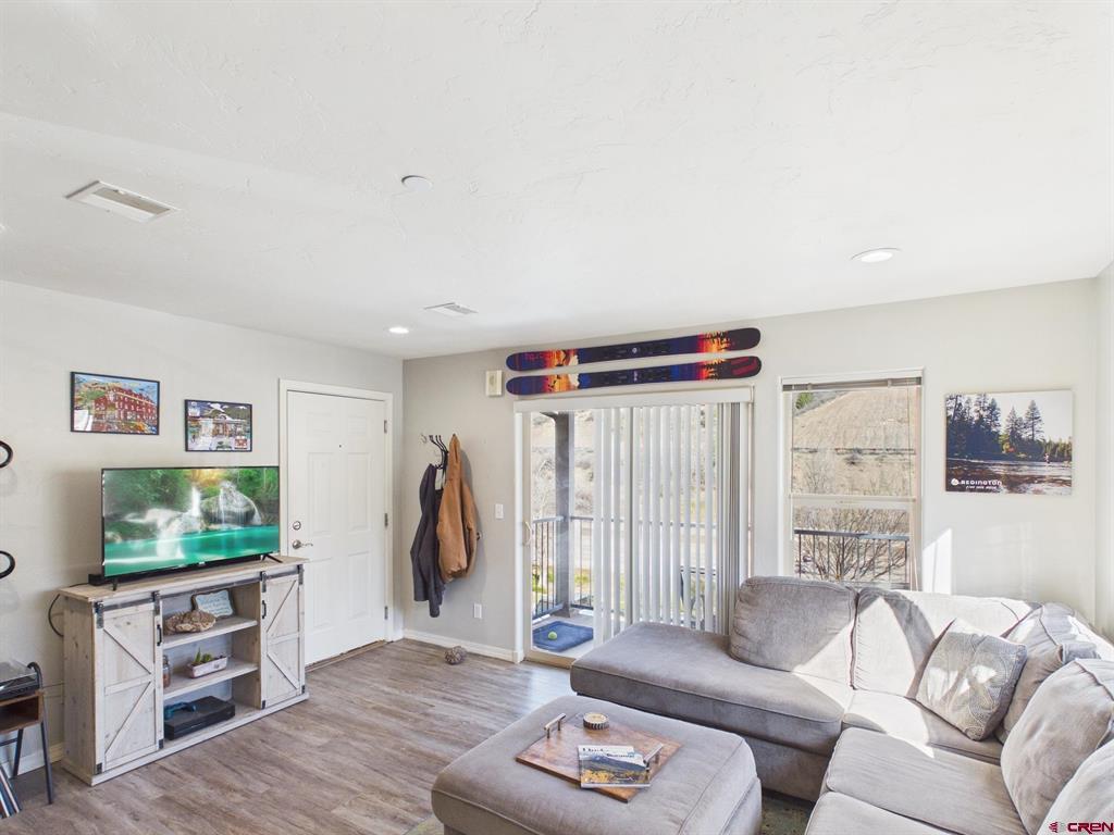 20240 Highway 160 301