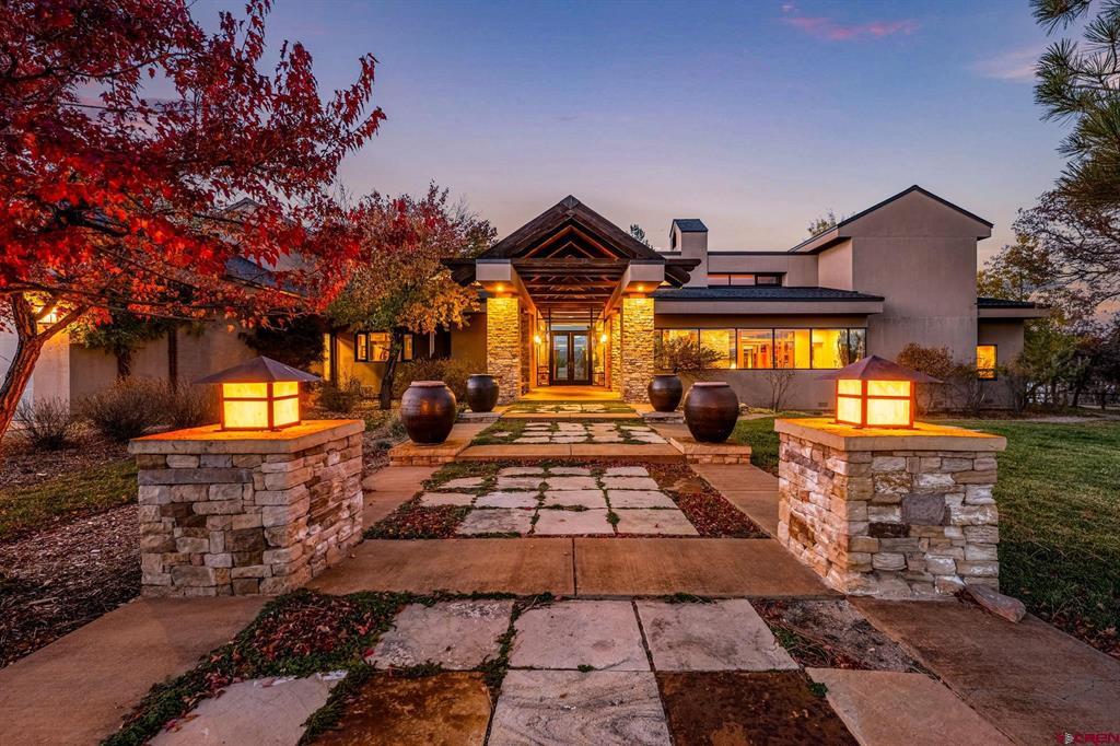 748 S Lakeside Drive