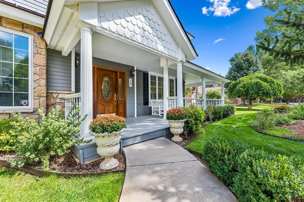137 Pebble Drive